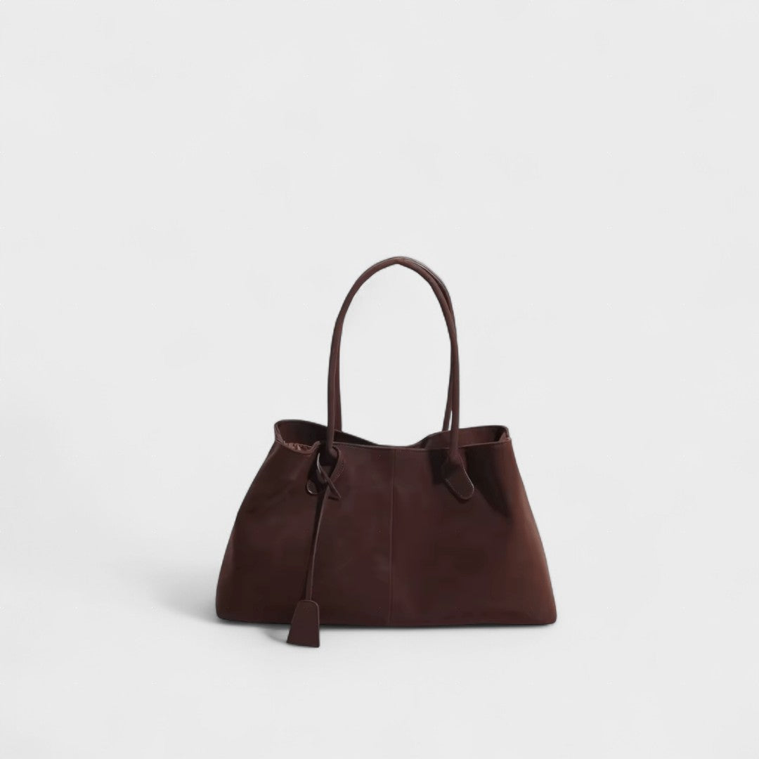 Casandra - Malá Elegante